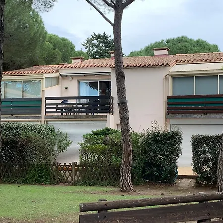 Cap D'agde 2 Pieces Et Mezzanine Агд
